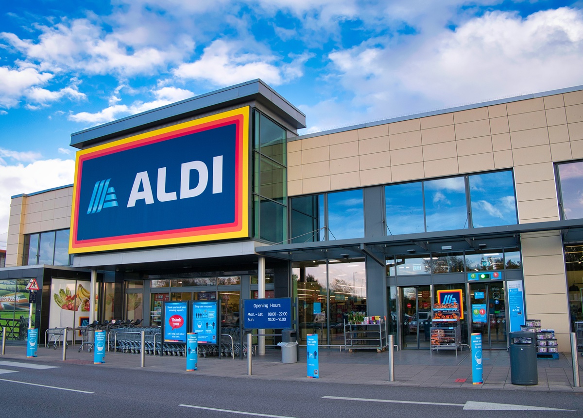 Aldi expands UK operations with 1,600 new jobs and increased wages  